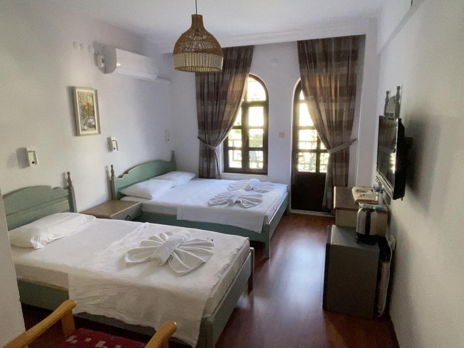 The Diplomat Hotel Turunc Room photo