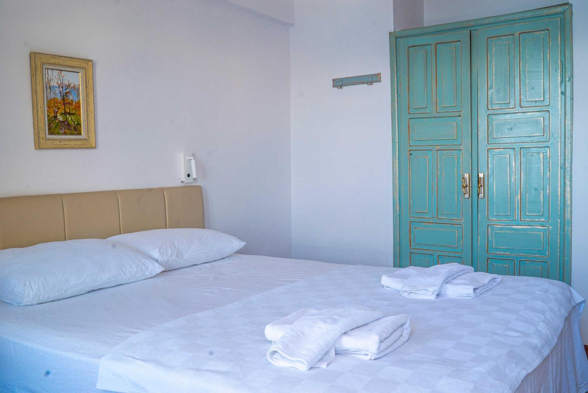 The Diplomat Hotel Turunc Room photo